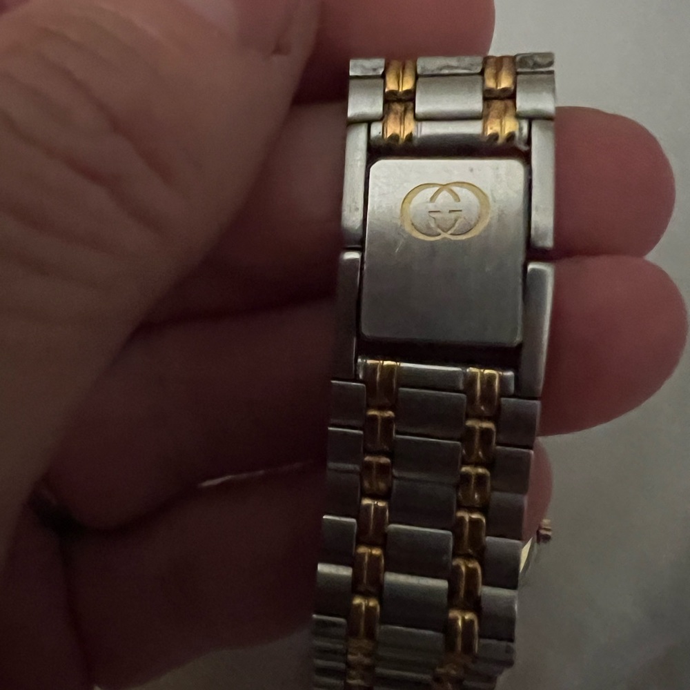 Womans used Authentic Gucci watch